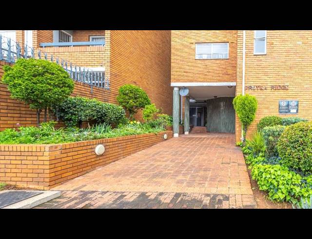 1 BEDROOM APARTMENT FOR SALE IN MALVERN EAST EXT